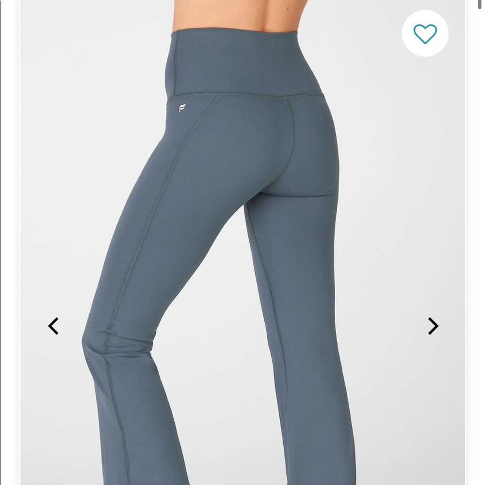 Fabletics ultra high-waisted pure luxe pant - Picture 3 of 3
